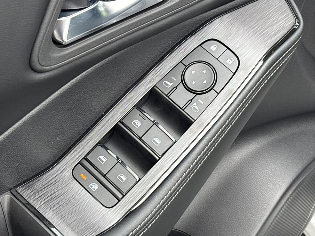 New 2026 Nissan Rogue SV image 22