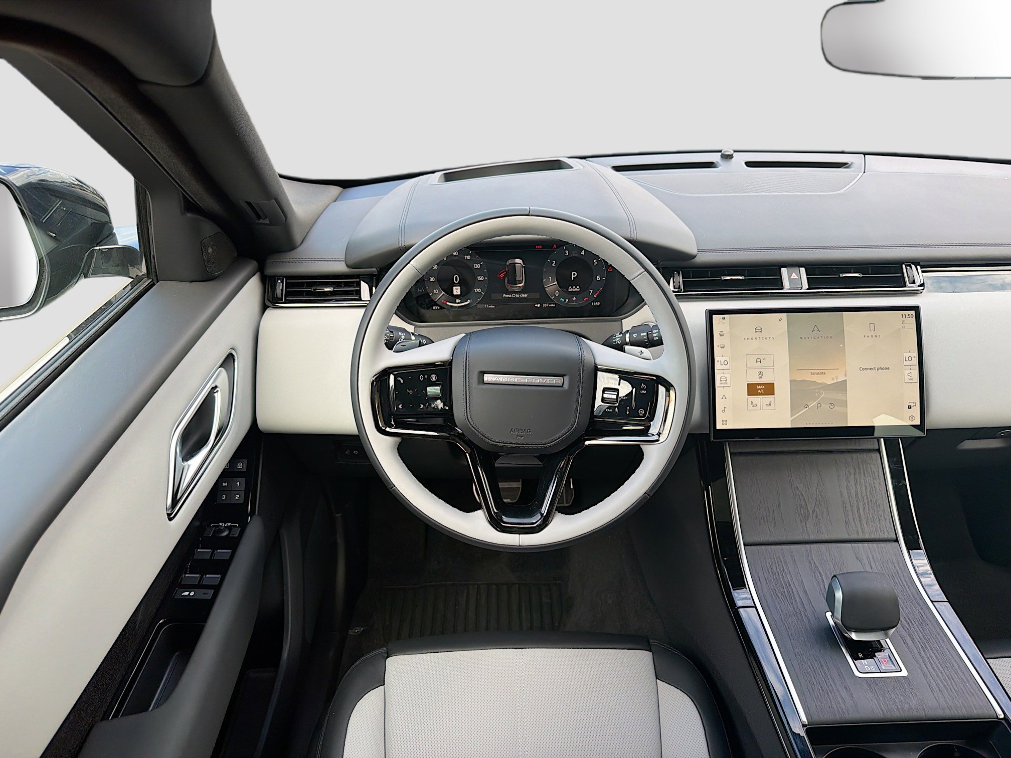 New 2026 Land Rover Range Rover Velar Dynamic SE AWD/4WD image 17