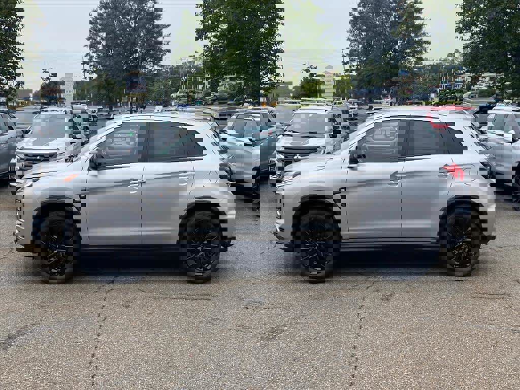 New 2025 Mitsubishi Outlander Sport LE video 2