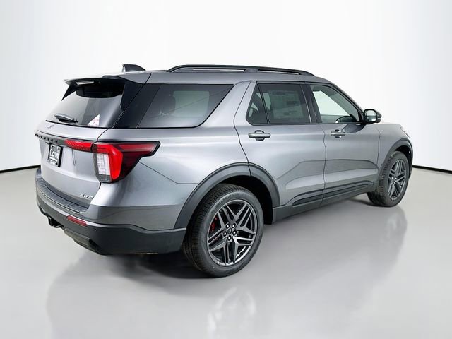 New 2026 Ford Explorer ST-Line w/ ST-Line Street Pack image 7