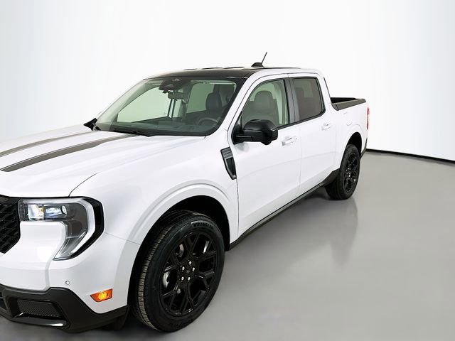 New 2026 Ford Maverick Lariat w/ Black Appearance Package image 3