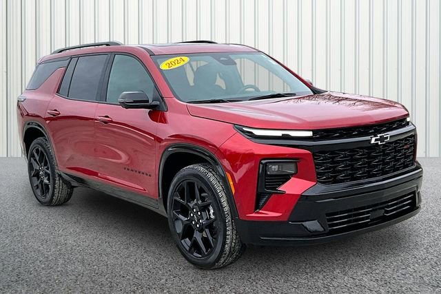 Used 2024 Chevrolet Traverse RS w/ LPO, Floor Liner Package image 1