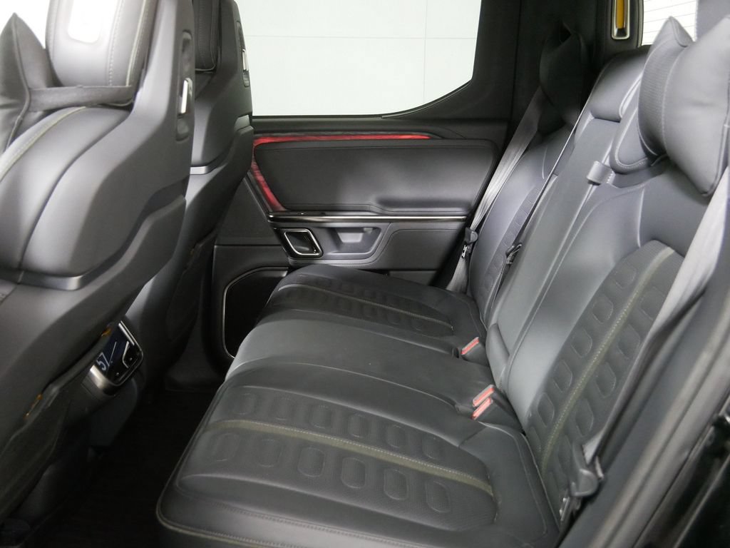 Used 2022 Rivian R1T Adventure AWD/4WD image 19