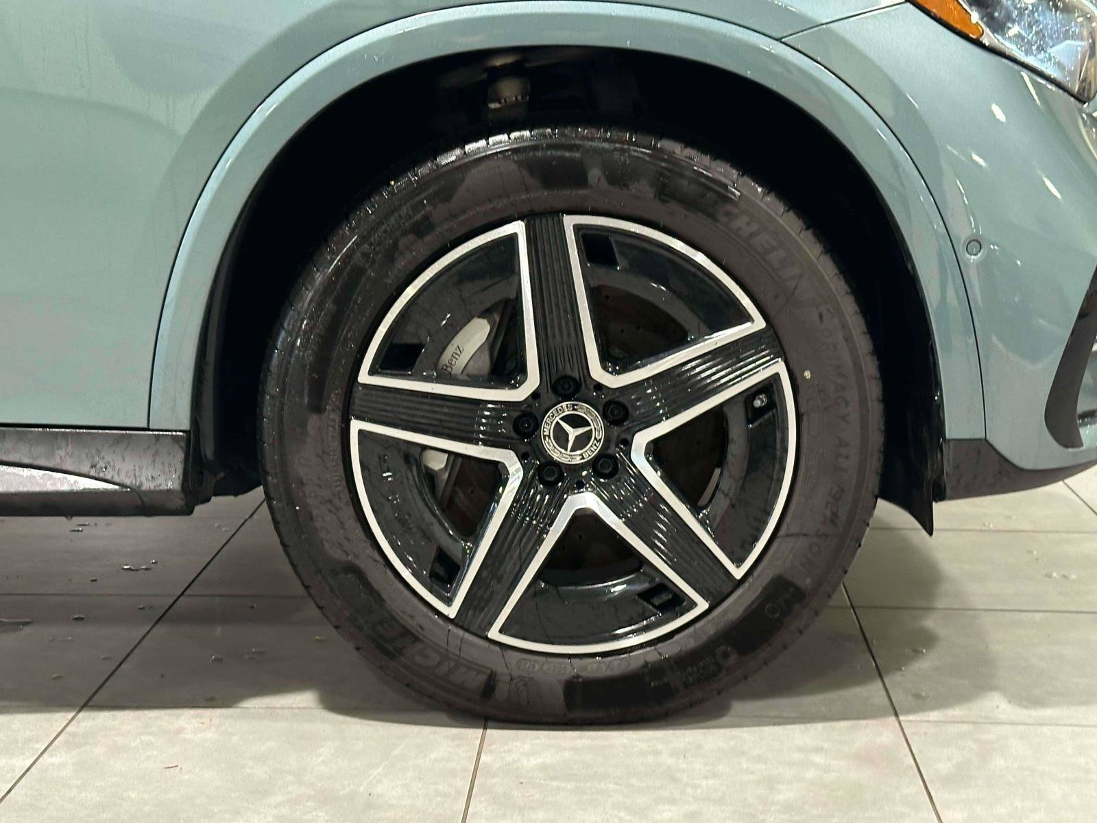 Used 2025 Mercedes-Benz GLC 300 4MATIC image 6