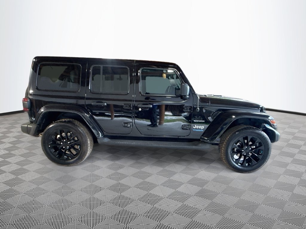 Certified 2022 Jeep Wrangler Unlimited Sahara AWD/4WD image 5