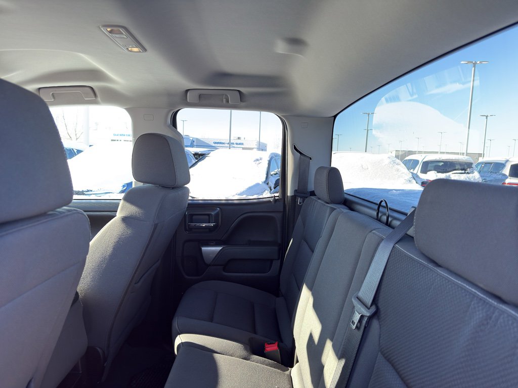 Used 2019 Chevrolet Silverado 1500 LD LT image 32