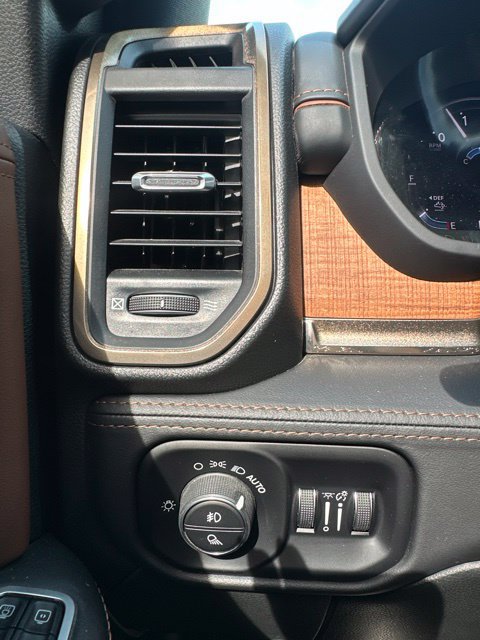 Used 2023 RAM 2500 Limited AWD/4WD image 20