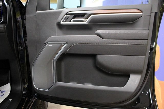 New 2026 GMC Sierra 2500 Denali w/ Denali Reserve Package AWD/4WD image 10