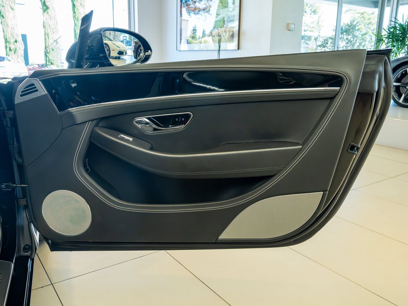 Used 2020 Bentley Continental GT V8 First Edition AWD/4WD image 25