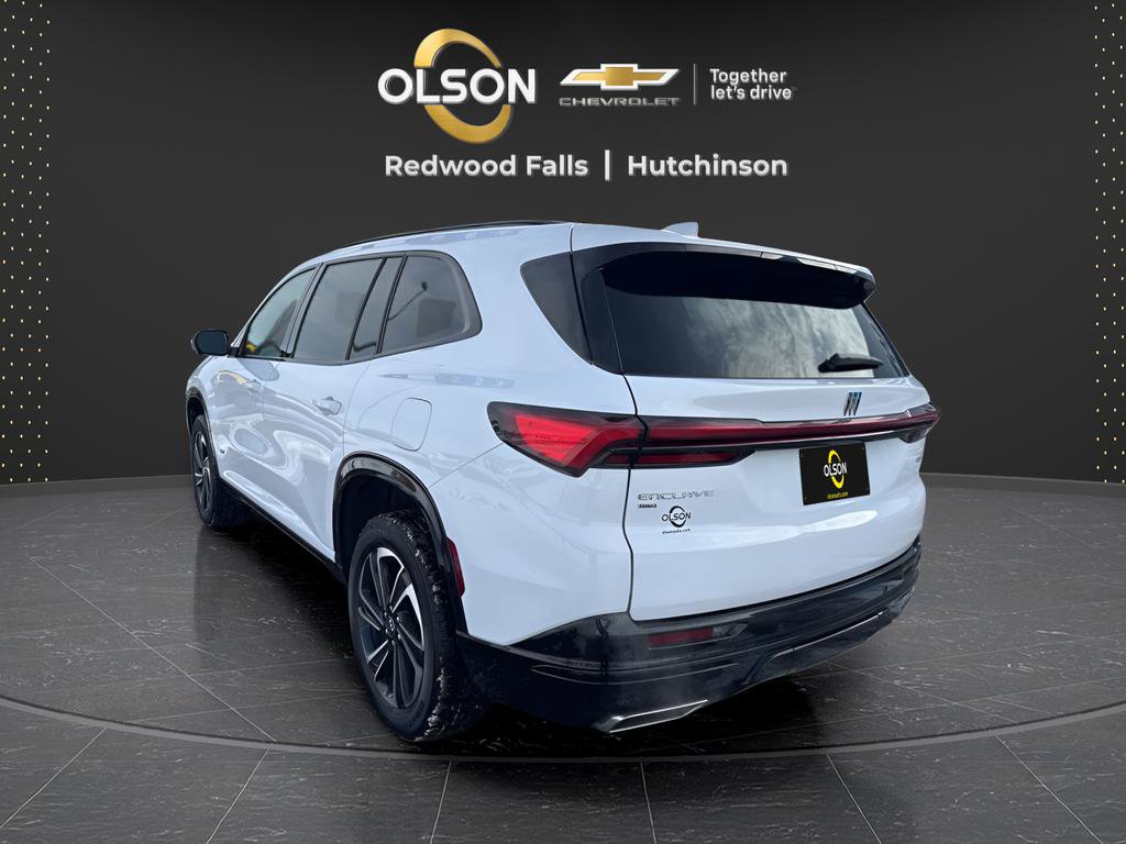 Used 2025 Buick Enclave Sport Touring image 3