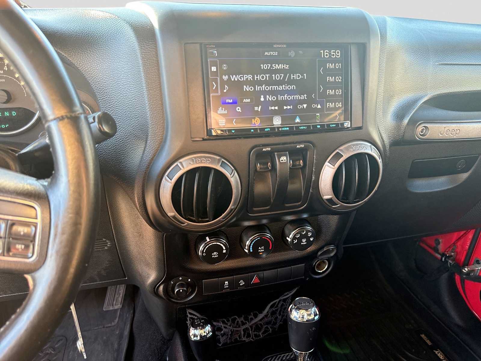 Used 2013 Jeep Wrangler Sport AWD/4WD image 25