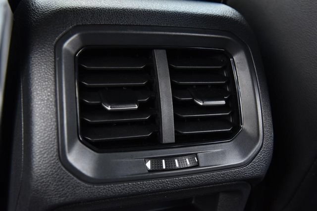 Certified 2024 Volkswagen Tiguan SE R-Line AWD/4WD image 24