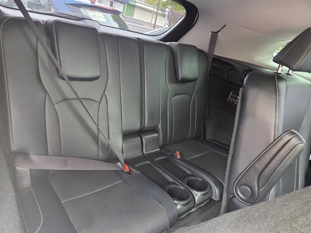 Used 2020 Lexus RX 450hL AWD w/ Premium Package image 12
