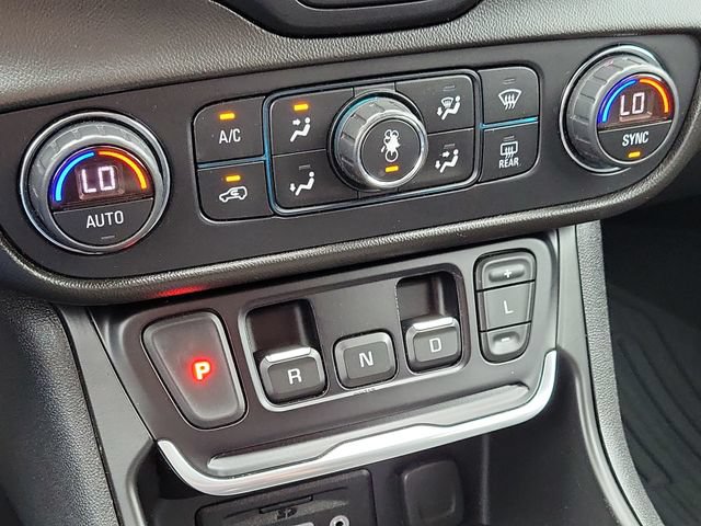Used 2020 GMC Terrain Denali w/ LPO, Floor Liner Package FWD image 15