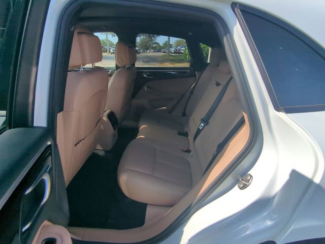 Used 2019 Porsche Macan AWD/4WD image 15