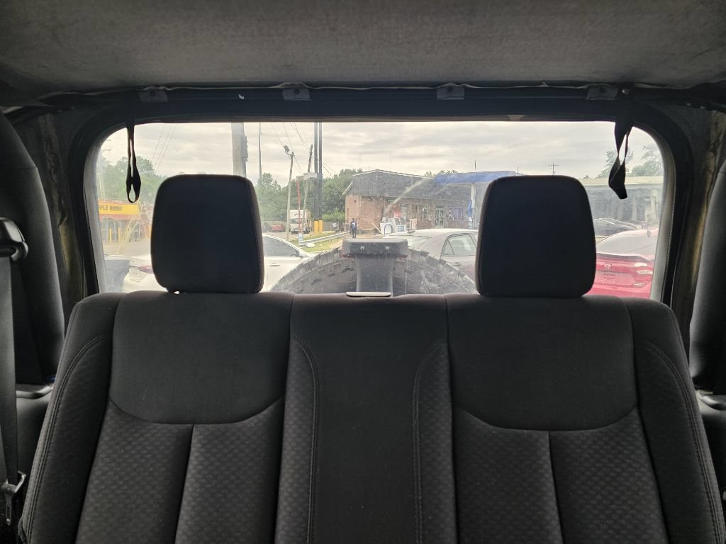 Used 2015 Jeep Wrangler Sport AWD/4WD image 15