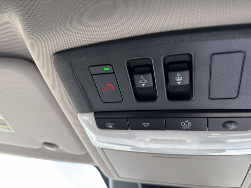 Used 2025 Nissan Rogue SL w/ Tech Package FWD image 37
