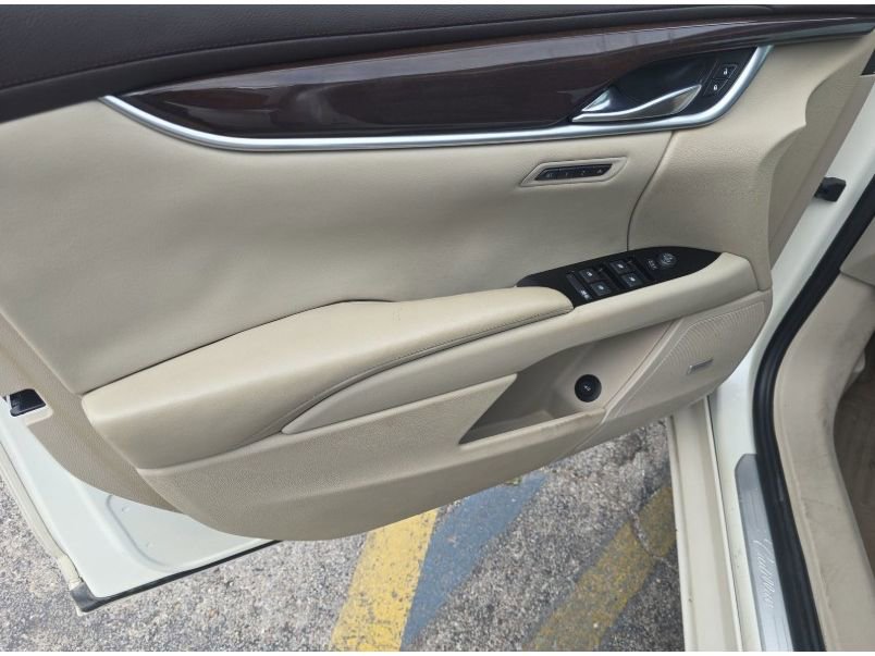 Used 2013 Cadillac XTS Luxury w/ Driver Awareness Package image 14