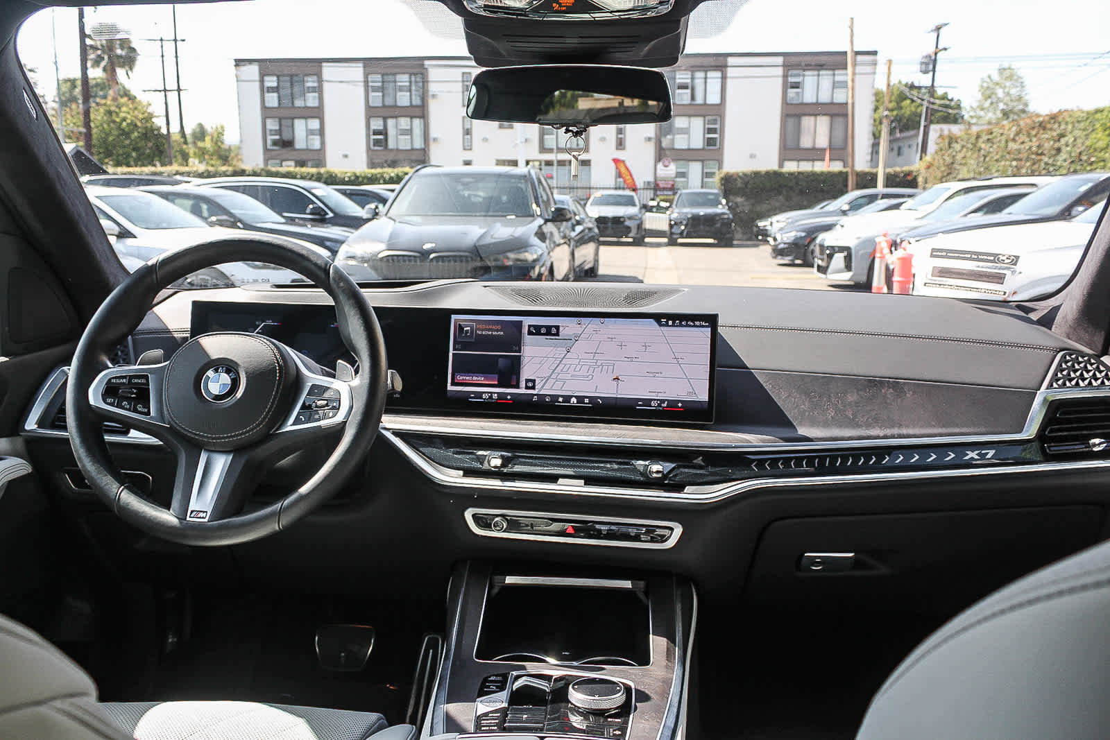 Used 2026 BMW X7 xDrive40i w/ M Sport Package AWD/4WD image 12