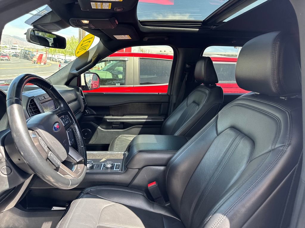 Used 2021 Ford Expedition Limited AWD/4WD image 18