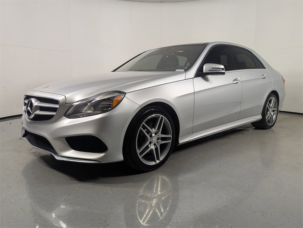 Used 2014 Mercedes-Benz E 350 Sedan image 3