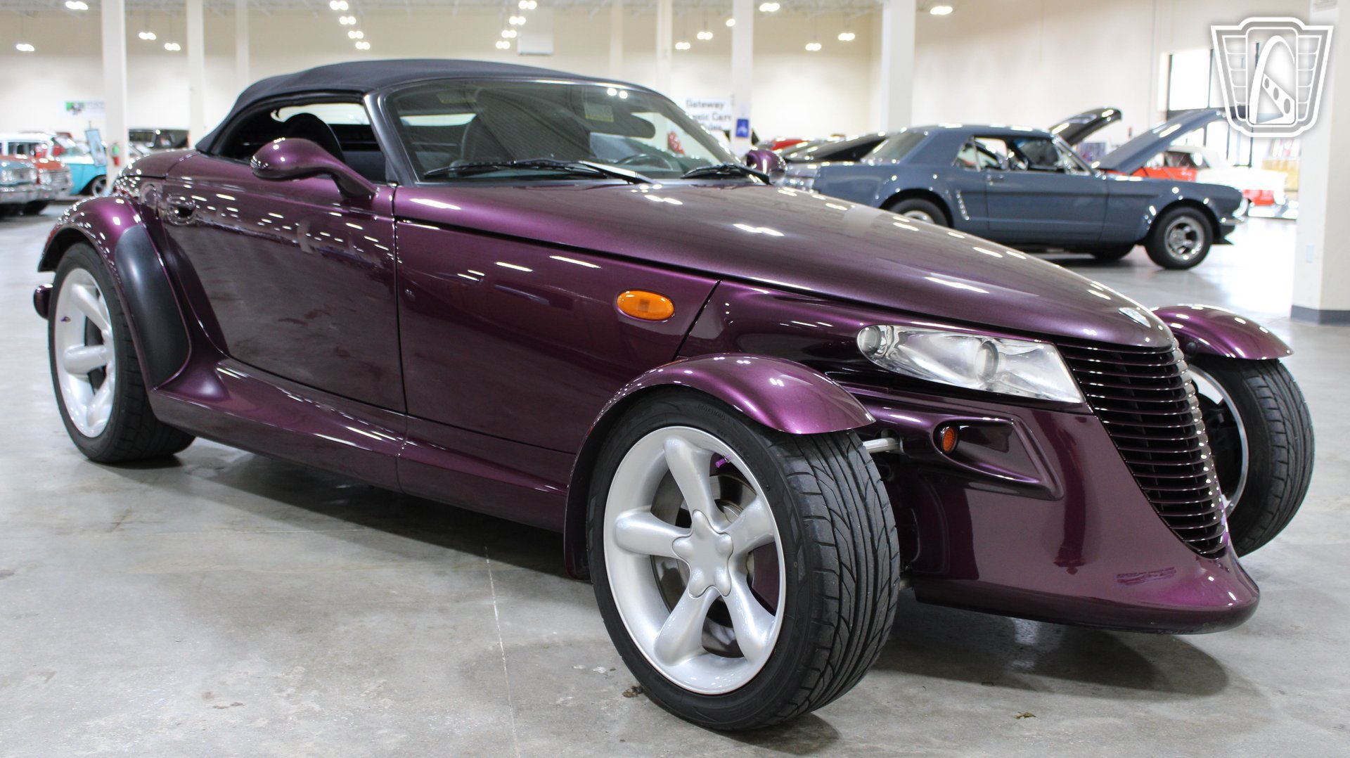 Used 1999 Plymouth Prowler RWD image 30