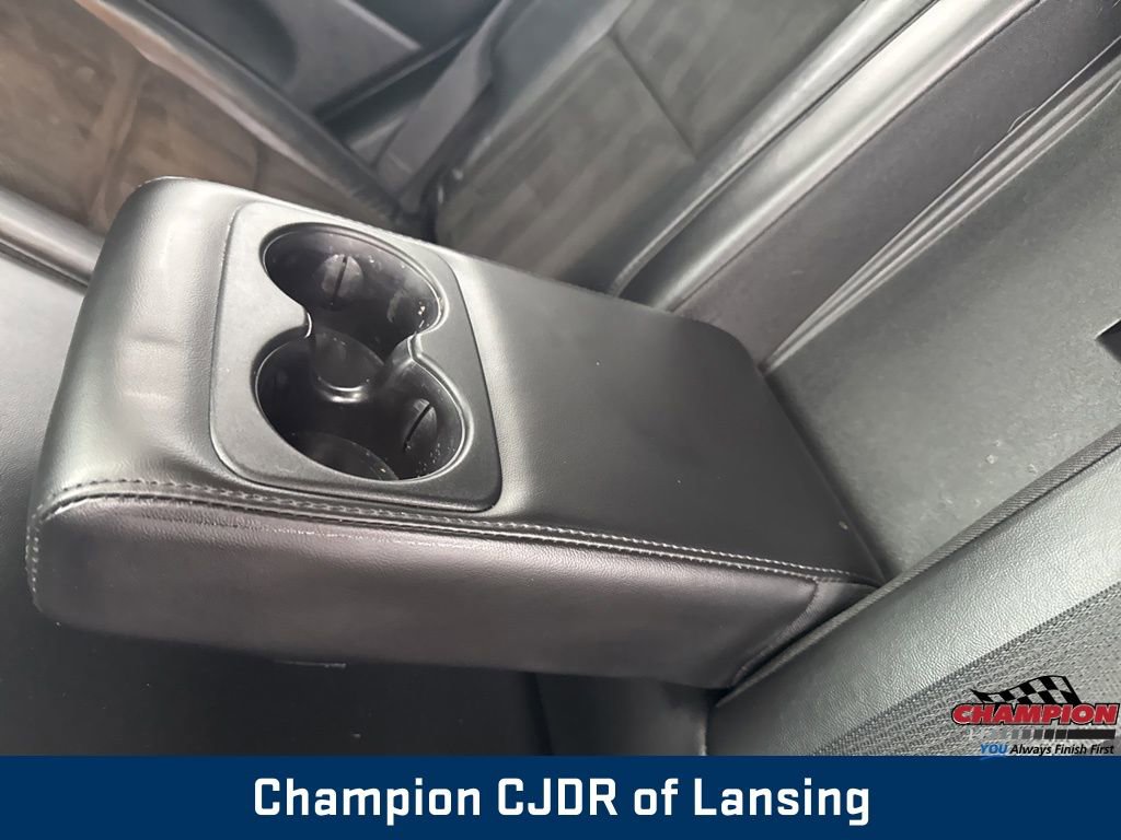 Used 2018 Jeep Grand Cherokee Altitude image 45