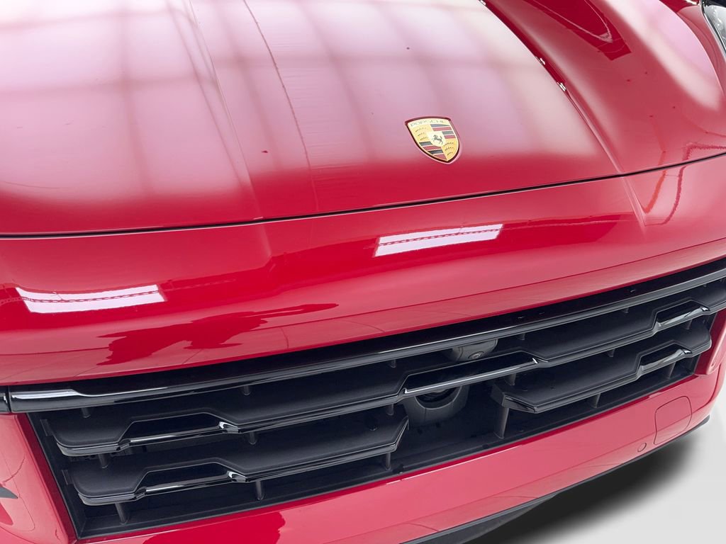 Used 2026 Porsche Cayenne Coupe image 25