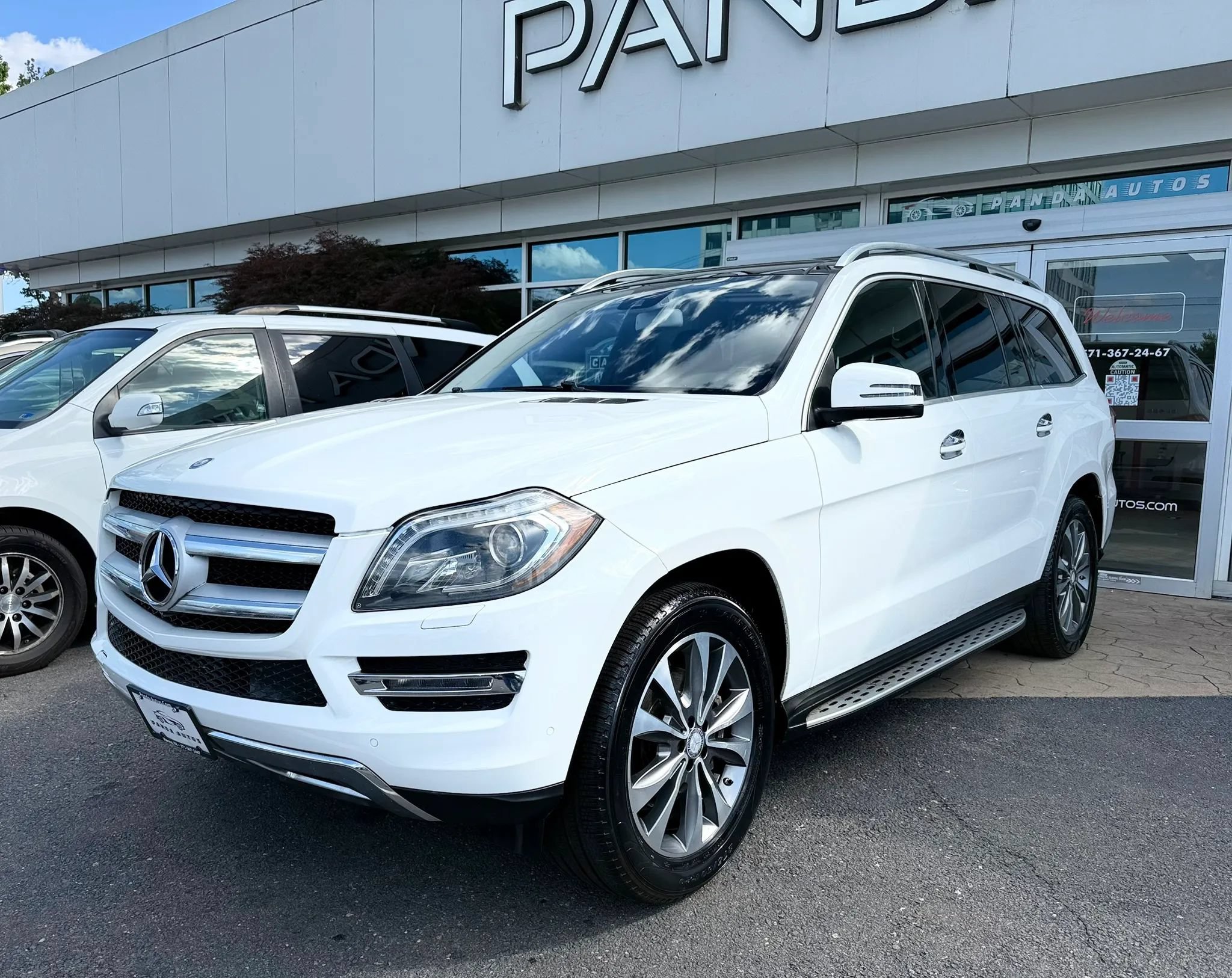 Used 2016 Mercedes-Benz GL 450 4MATIC image 3