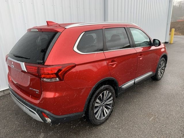 Used 2019 Mitsubishi Outlander AWD image 3
