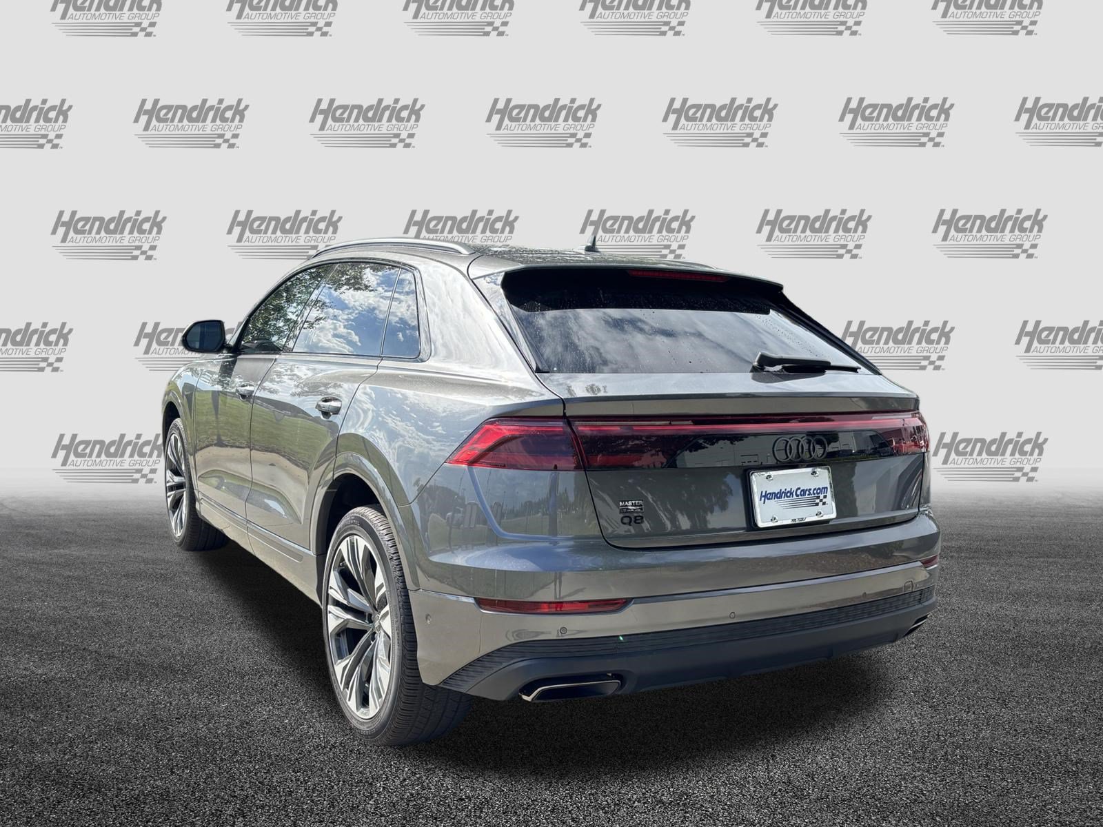 Used 2025 Audi Q8 Premium Plus AWD/4WD image 8