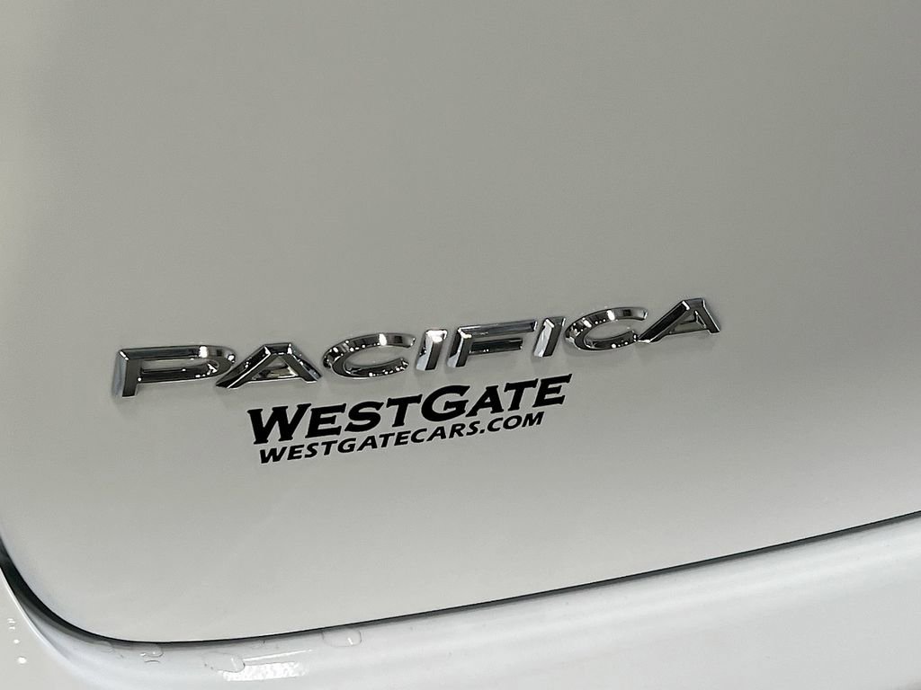 New 2026 Chrysler Pacifica Select image 38