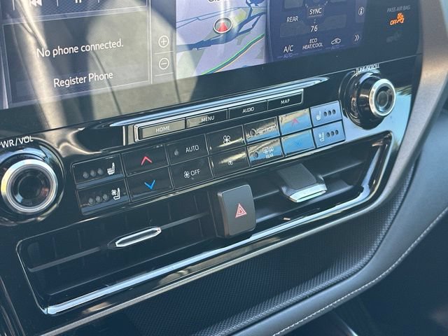 Used 2021 Toyota Highlander Limited AWD/4WD image 31