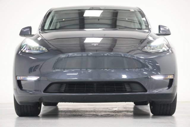 Used 2025 Tesla Model Y Long Range AWD/4WD image 2