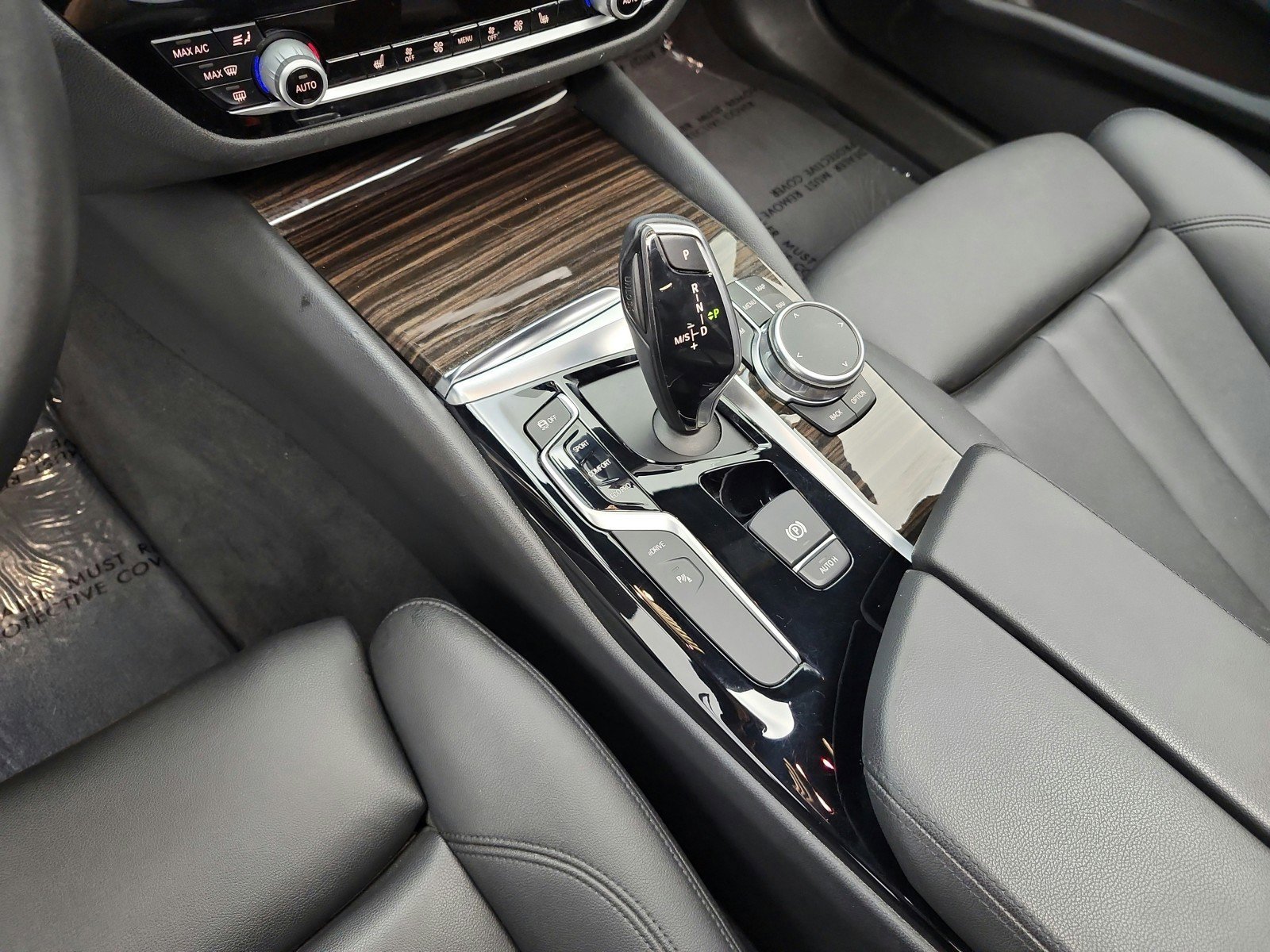 Used 2018 BMW 530e image 11