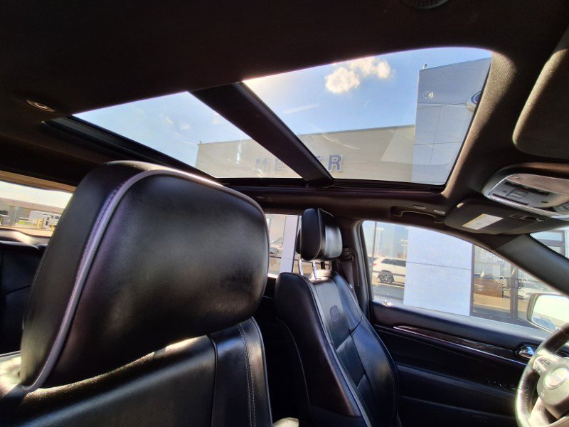 Used 2020 Jeep Grand Cherokee Overland image 15