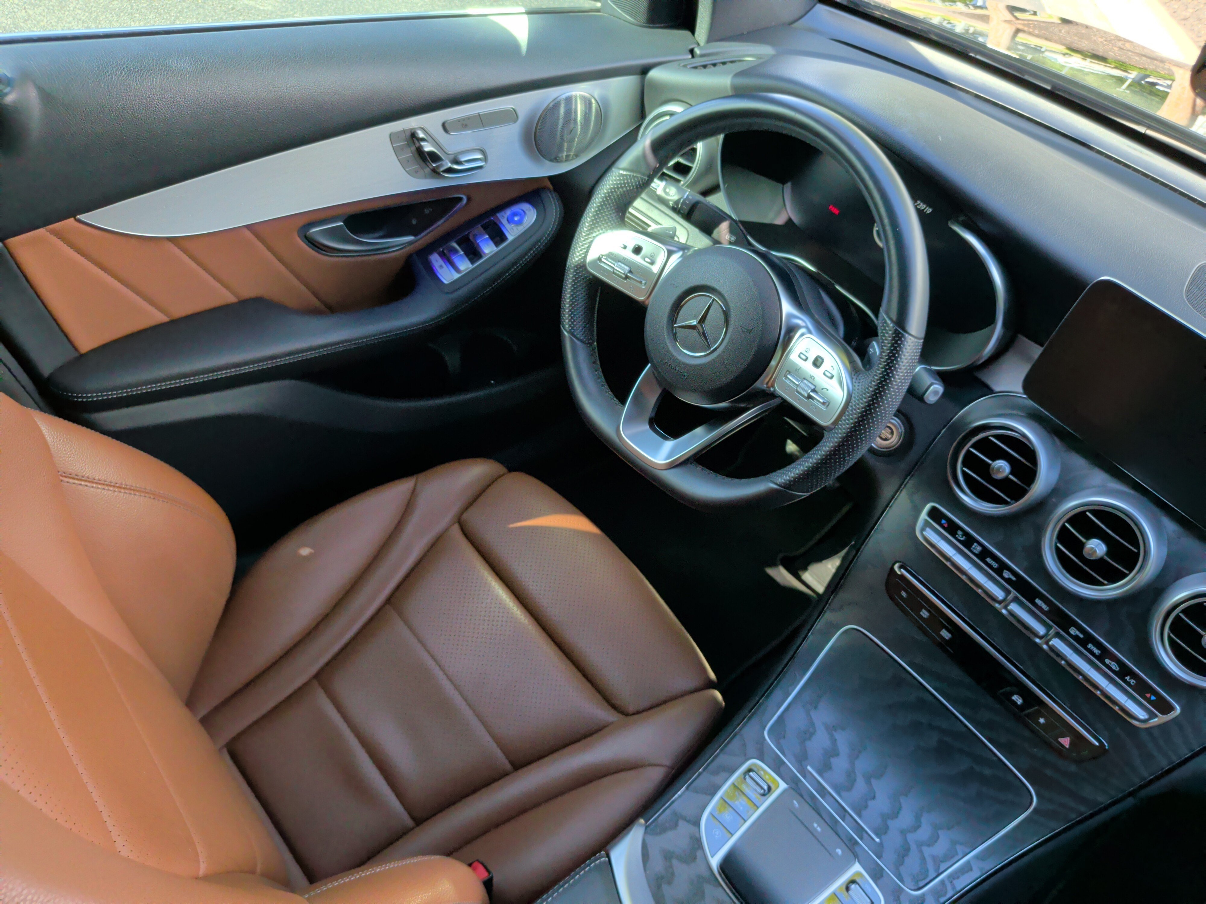 Used 2021 Mercedes-Benz GLC 300 4MATIC Coupe image 34