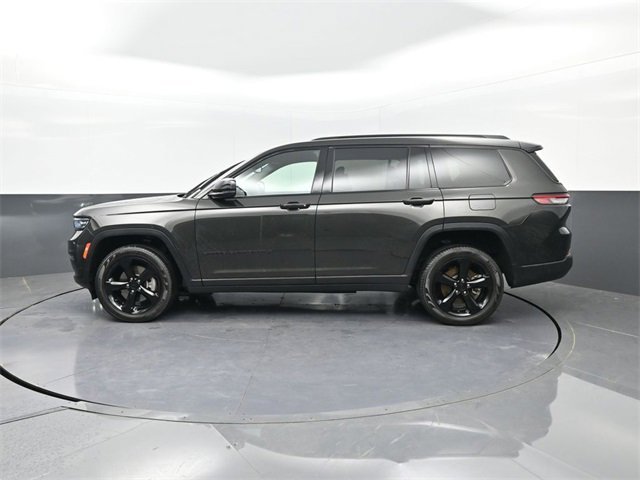 Used 2024 Jeep Grand Cherokee L Limited w/ Black Appearance Package image 2