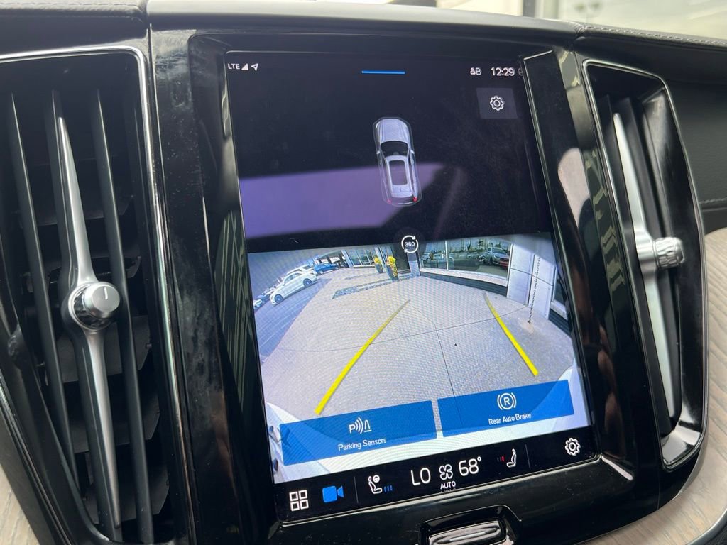 Used 2022 Volvo XC60 T8 Inscription w/ Advanced Package image 48