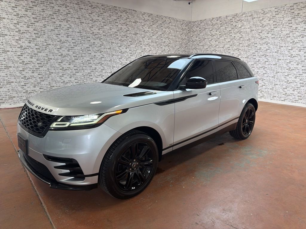 Used 2020 Land Rover Range Rover Velar R-Dynamic S image 3