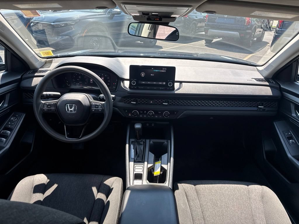 Certified 2023 Honda Accord EX image 22
