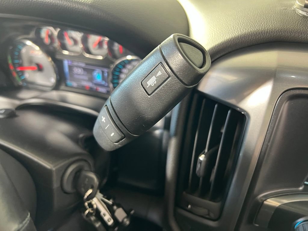 Used 2017 Chevrolet Silverado 1500 LT w/ All Star Edition AWD/4WD image 27