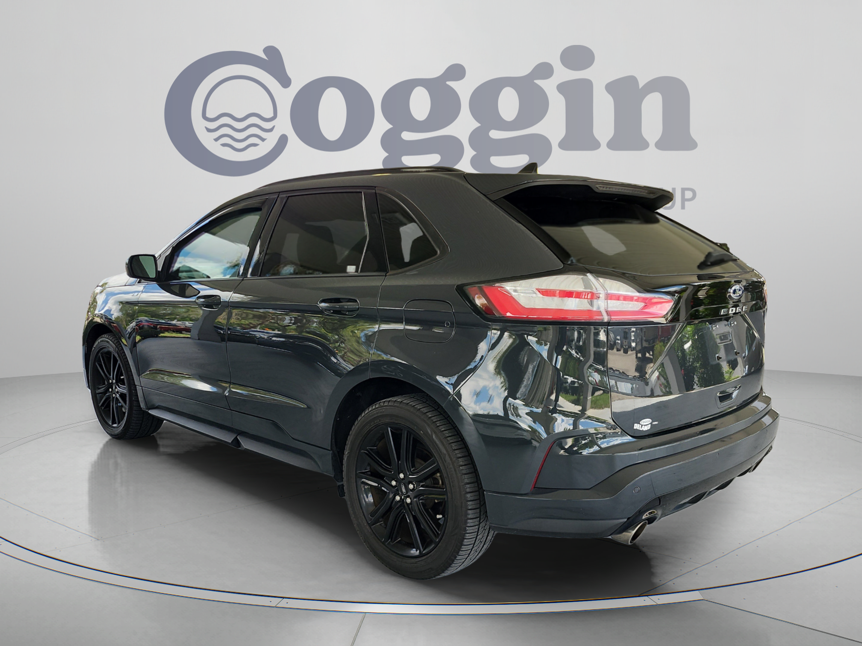 Certified 2021 Ford Edge ST-Line FWD image 3