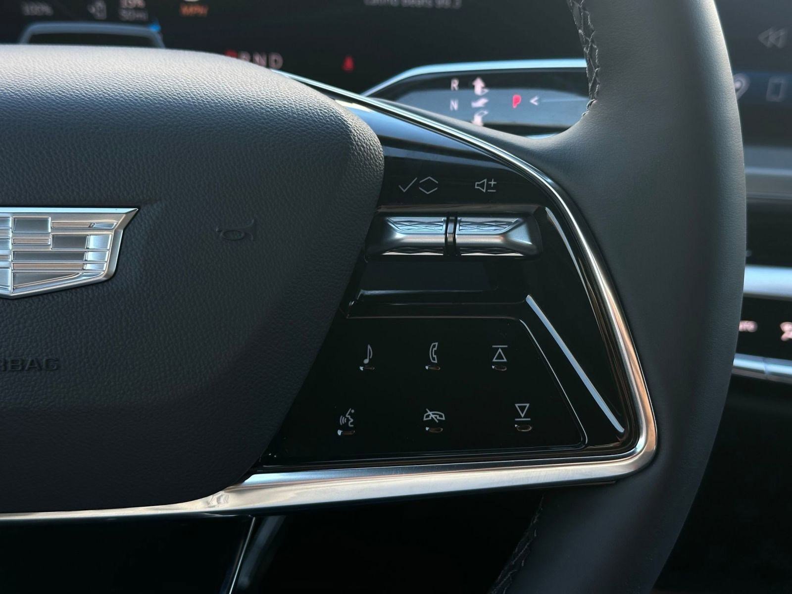 New 2026 Cadillac Lyriq Sport image 23