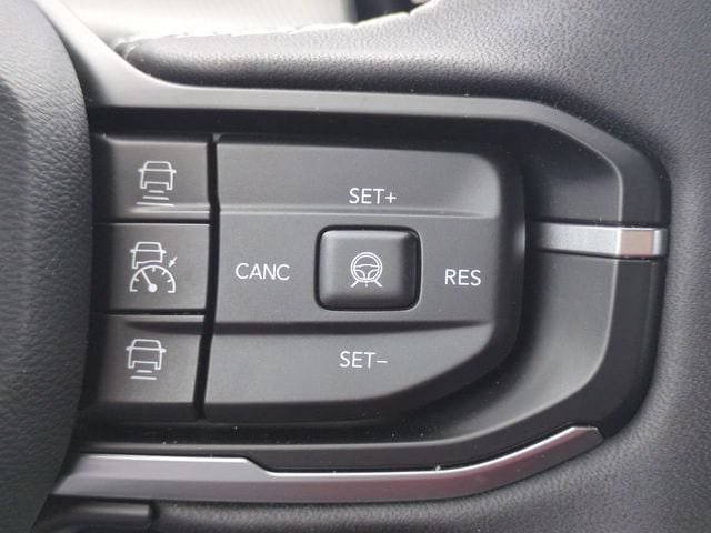 New 2026 Jeep Cherokee Limited AWD/4WD image 25