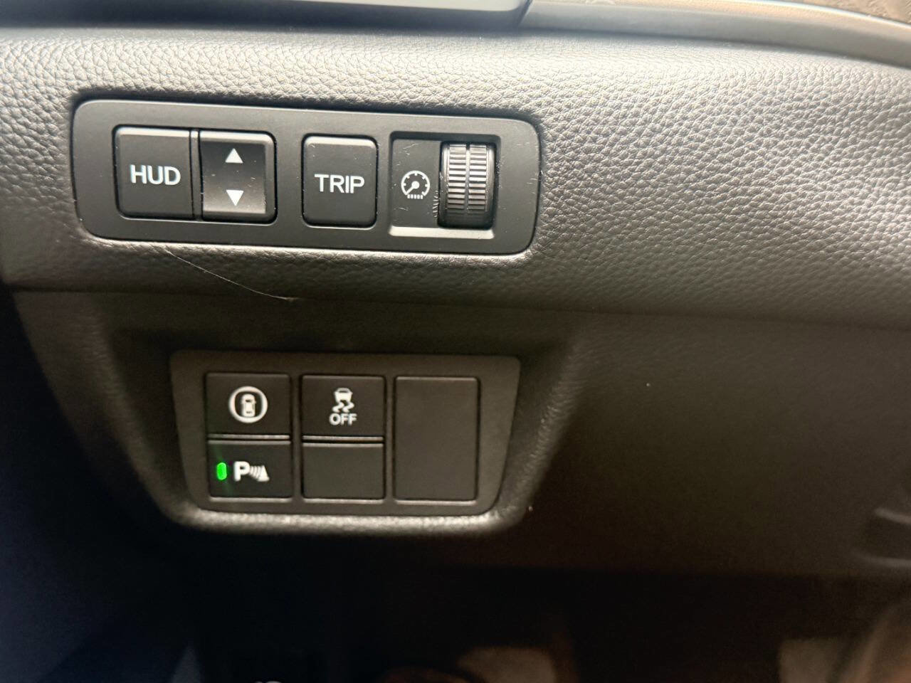 Used 2018 Honda Accord Touring image 36