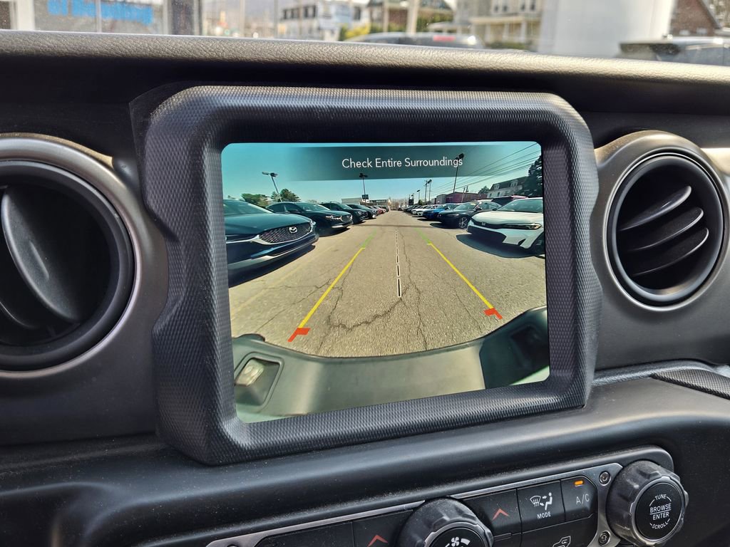 Used 2022 Jeep Gladiator Willys image 21