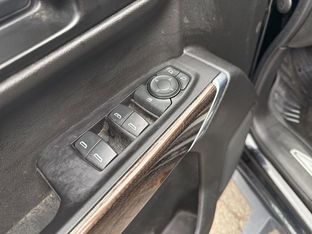Used 2022 Chevrolet Silverado 1500 LT Trail Boss AWD/4WD image 17