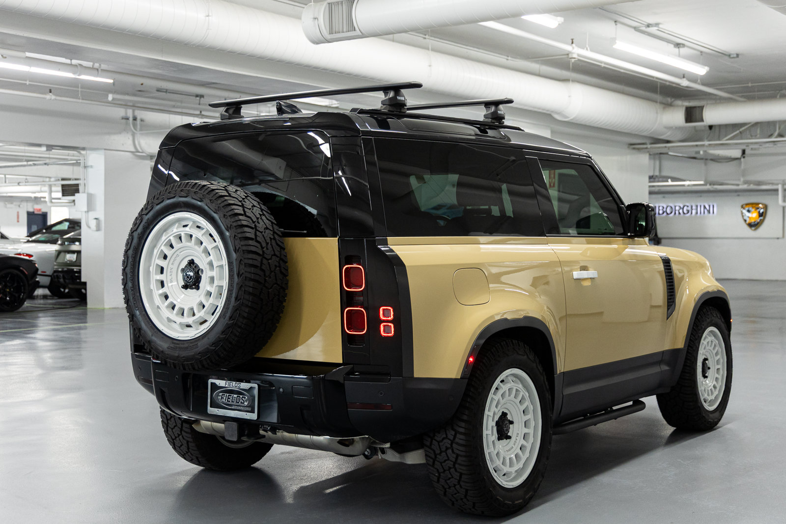 Used 2025 Land Rover Defender 90 S AWD/4WD image 7