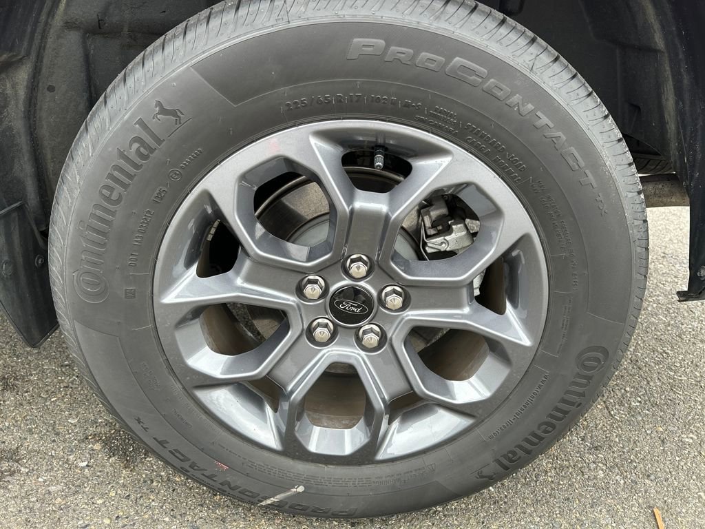 Used 2025 Ford Maverick XLT w/ XLT Luxury Package image 12